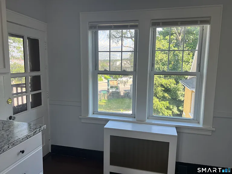 24 Circular Ave #3B — Photo 12
