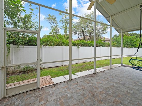 180 Royal Pine Circle Circle S, Royal Palm Beach, FL 33411