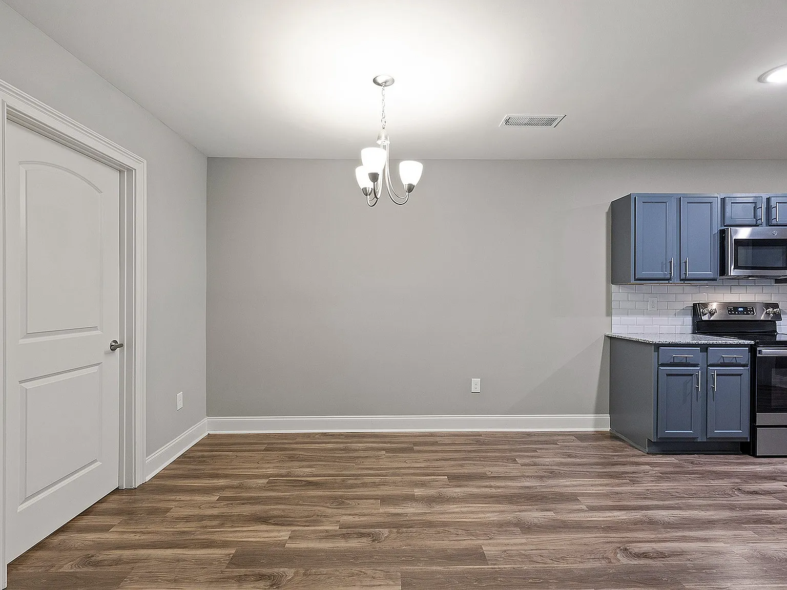 Grove Park Apartments — Photo 3