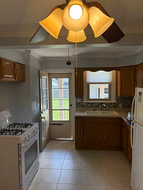 2 bed, $1,295 — Photo 4