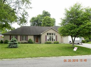 2713 W Petty Rd, Muncie, IN 47304