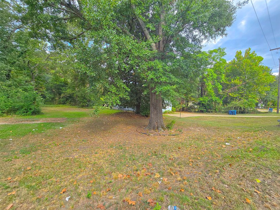 2nd image of 1105 Sibley Rd