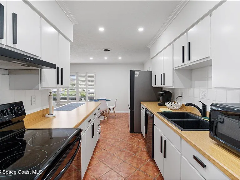 2175 Barracuda Ave — Photo 19