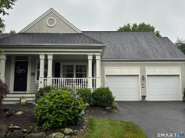 4 Kimberwick Court #4, Middlebury, CT 06762