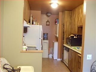 3rd image of 651 Balfour Dr