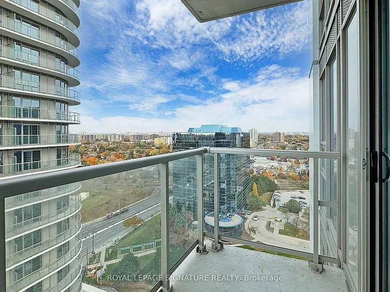 2033 Kennedy Rd #2102 — Photo 25