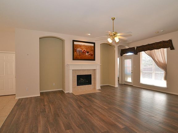 4th image of 8416 Firewheel Ln
