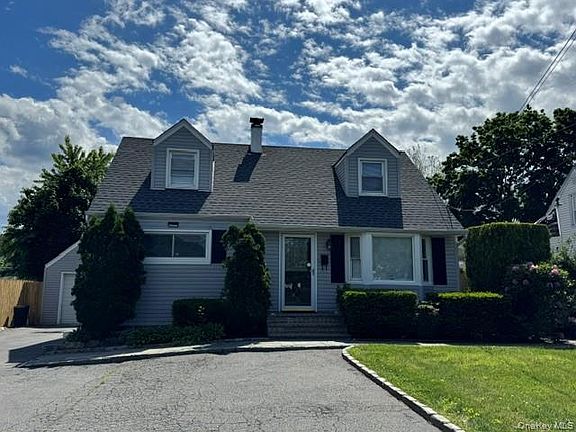 2nd image of 277 Jackson Ave