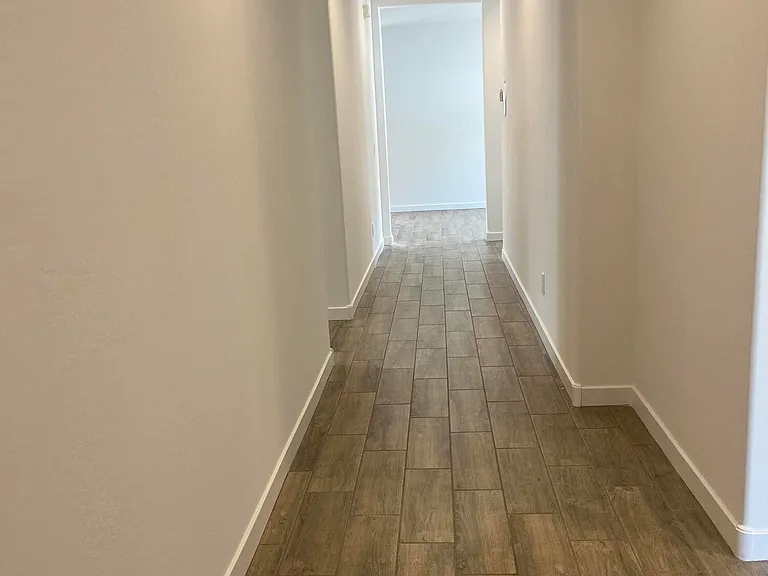 11148 W Parkway Dr — Photo 4