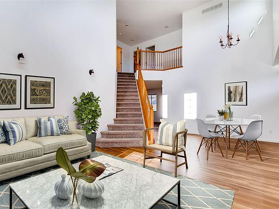 4th image of 270 Tall Spruce Cir