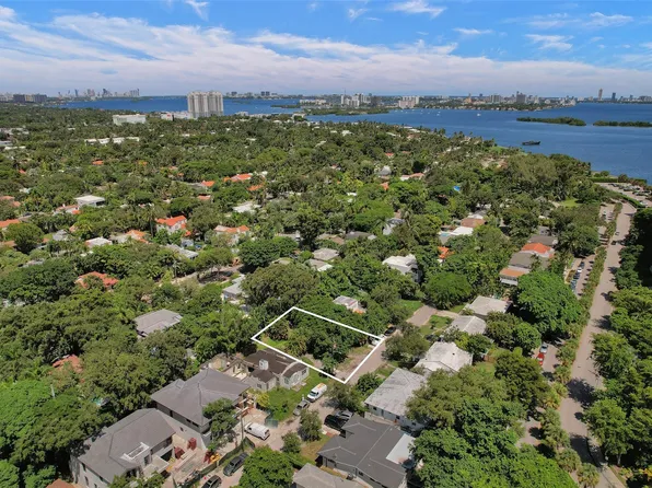 000 NE 70th Street, Miami, FL 33138