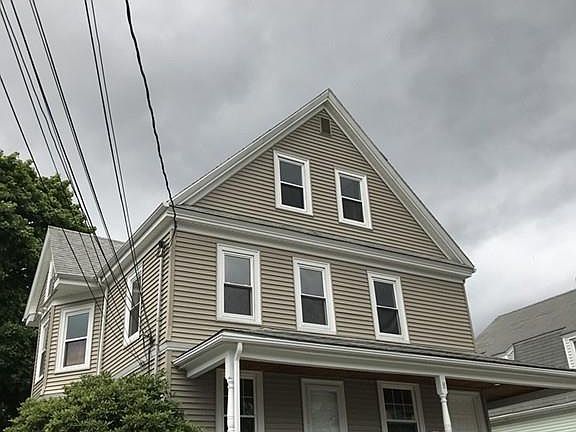 3rd image of 8 Douglas Ave