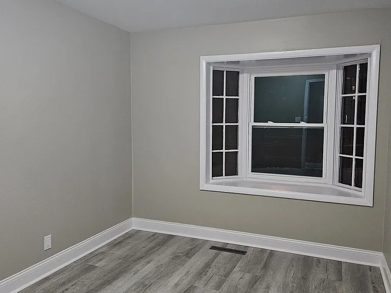 1020 S Park Blvd — Photo 9