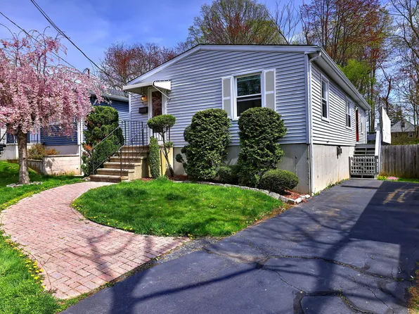 137 Harding Avenue, West Haven, CT 06516