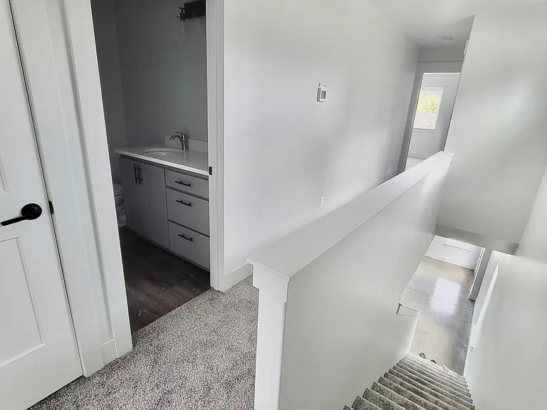 310 Pear Ln — Photo 5