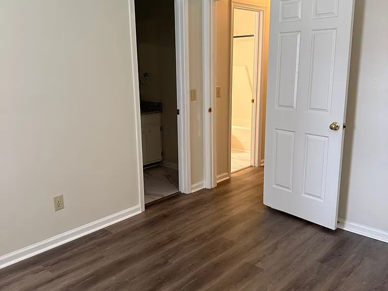 403 Wormwood Ln #C — Photo 13
