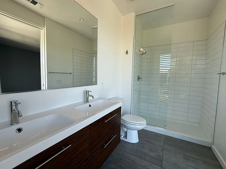 411 Garden St — Photo 20