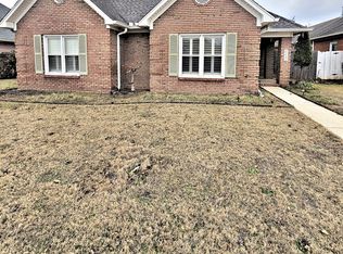 2208 Yorkshire SE, Decatur, AL 35601
