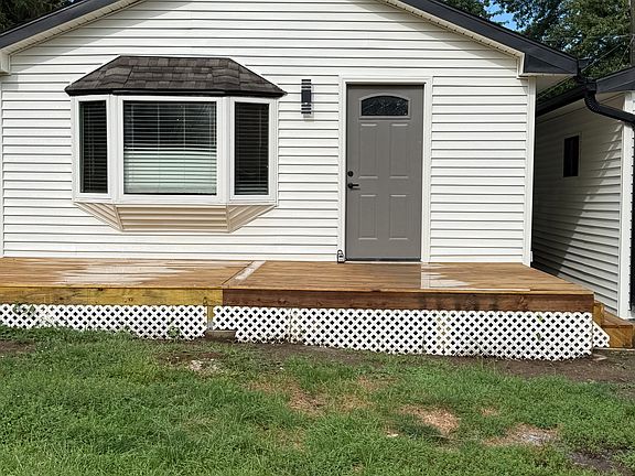 2nd image of 3016 S 43rd St