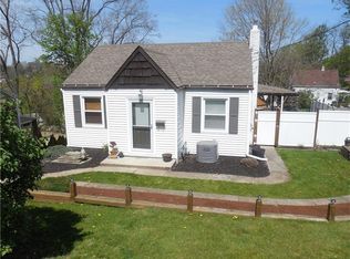 2104 Superior St, Bethel Park, PA 15102