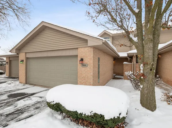 7642 W 158th Ct, Orland Park, IL 60462