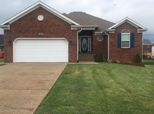 135 Merlot Ct, Mount Washington, KY 40047