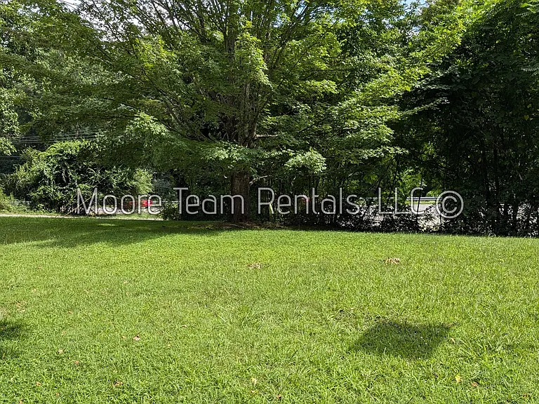 5399 Greenville Hwy — Photo 13