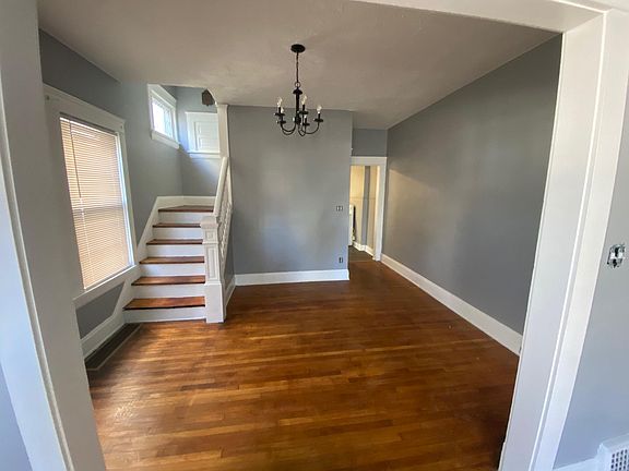 4th image of 17471 Shaw Ave