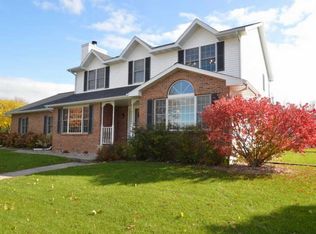 1835 Steven St, Sun Prairie, WI 53590