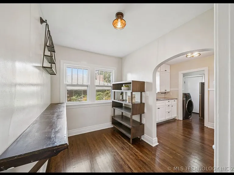 1139 S Canton Ave — Photo 6