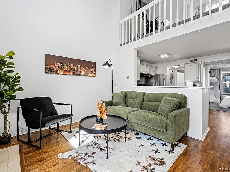 3016 W Prentice Ave #D — Photo 2