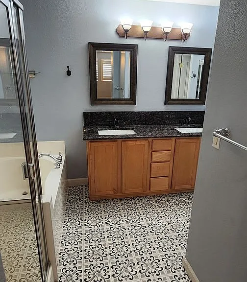 303 Esplanade Cir — Photo 12