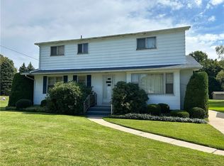 3813 Meadow Dr, Erie, PA 16506