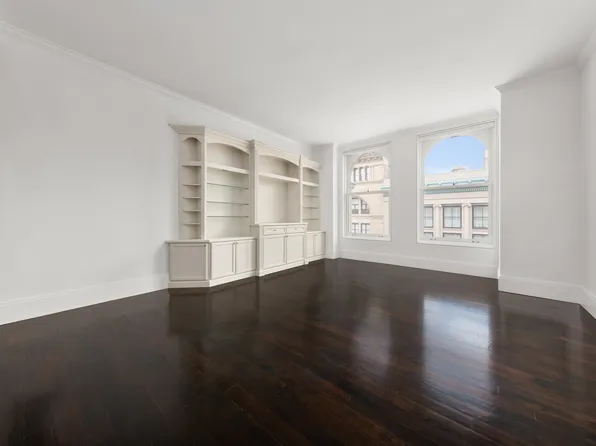 141 Fifth Avenue image 3 of 14