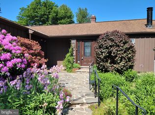 1279 S Hanover St, Pottstown, PA 19465