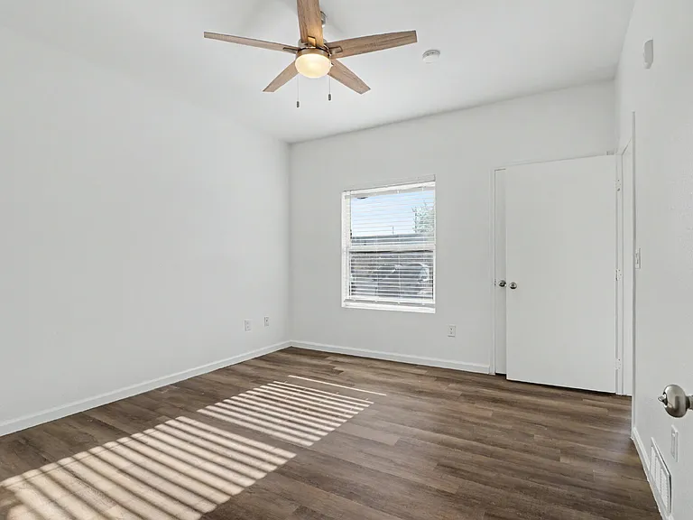 6650 W Warm Springs Rd #1162 — Photo 23