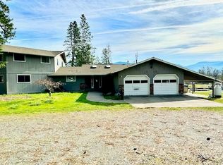 807 Kincaid Rd, Williams, OR 97544