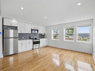 31 Van Cortlandt Park Avenue, Yonkers, NY, 10701