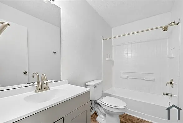 7370 Concordia Ln — Photo 15