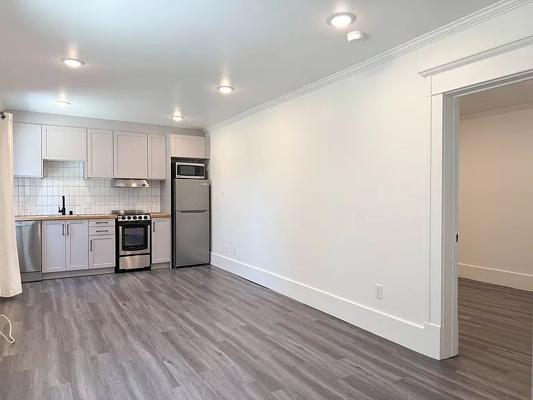 1520 Tyler House — Photo 4
