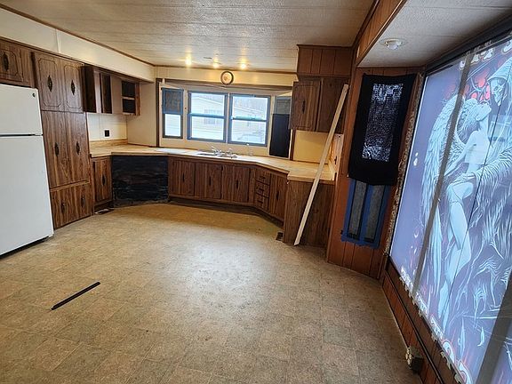 3rd image of 3407 W Mount Hope Ave Lot A21