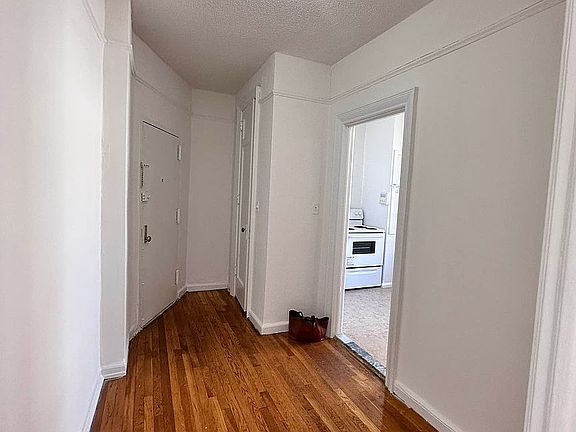 3rd image of 80 Haven Ave APT 5B