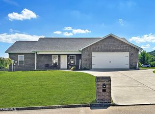 915 Bobbie Jean Ln, Seymour, TN 37865