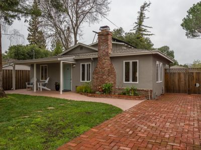 2021 Santa Cruz Ave, Menlo Park, CA, 94025