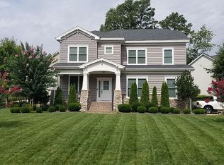 13390 Country Walk Cir, Carrollton, VA 23314