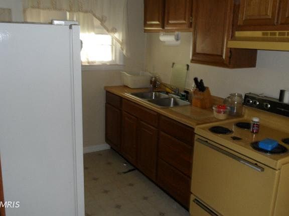 4th image of 116 Wells Ave