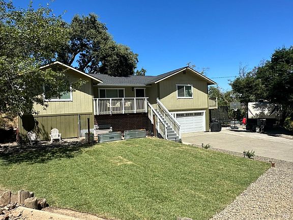 2nd image of 122 Sunnyhill Lane