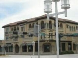 30 15th Ave S, Naples, FL 34102