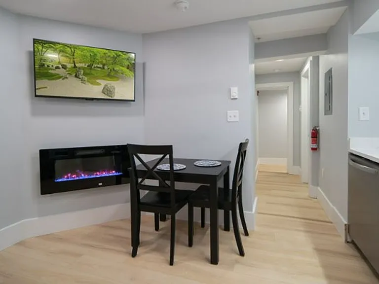504 Stewart Ave — Photo 208