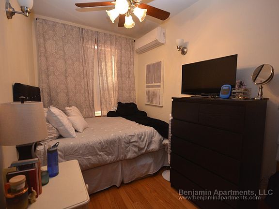 5th image of 137 Charles Street # Second Floor